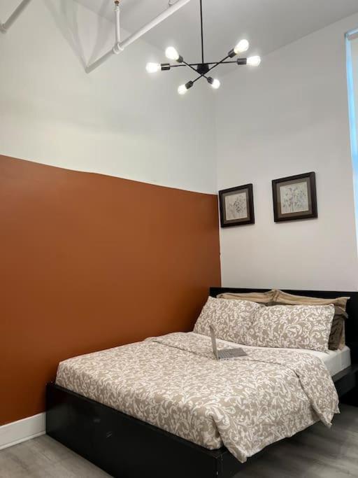 Cozy, High Rise, Large Studio Facing Downtown . Lägenhet Baltimore Exteriör bild